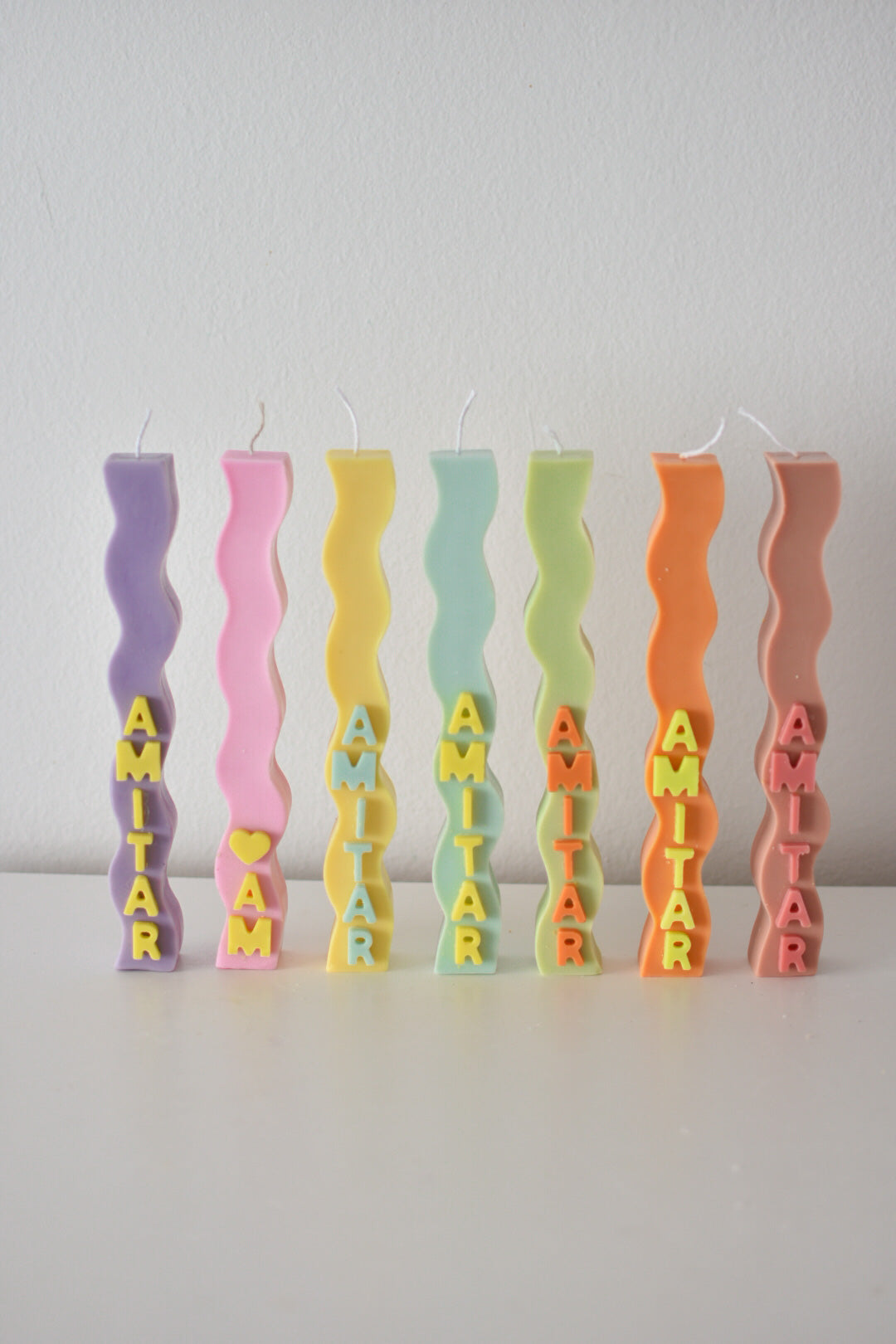 Vela ondulada con nombre