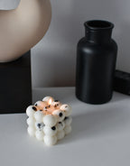 Cubo Cruela candle