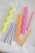 Zig zag candle